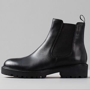 Vagabond Kenova Leather Chelsea Boot